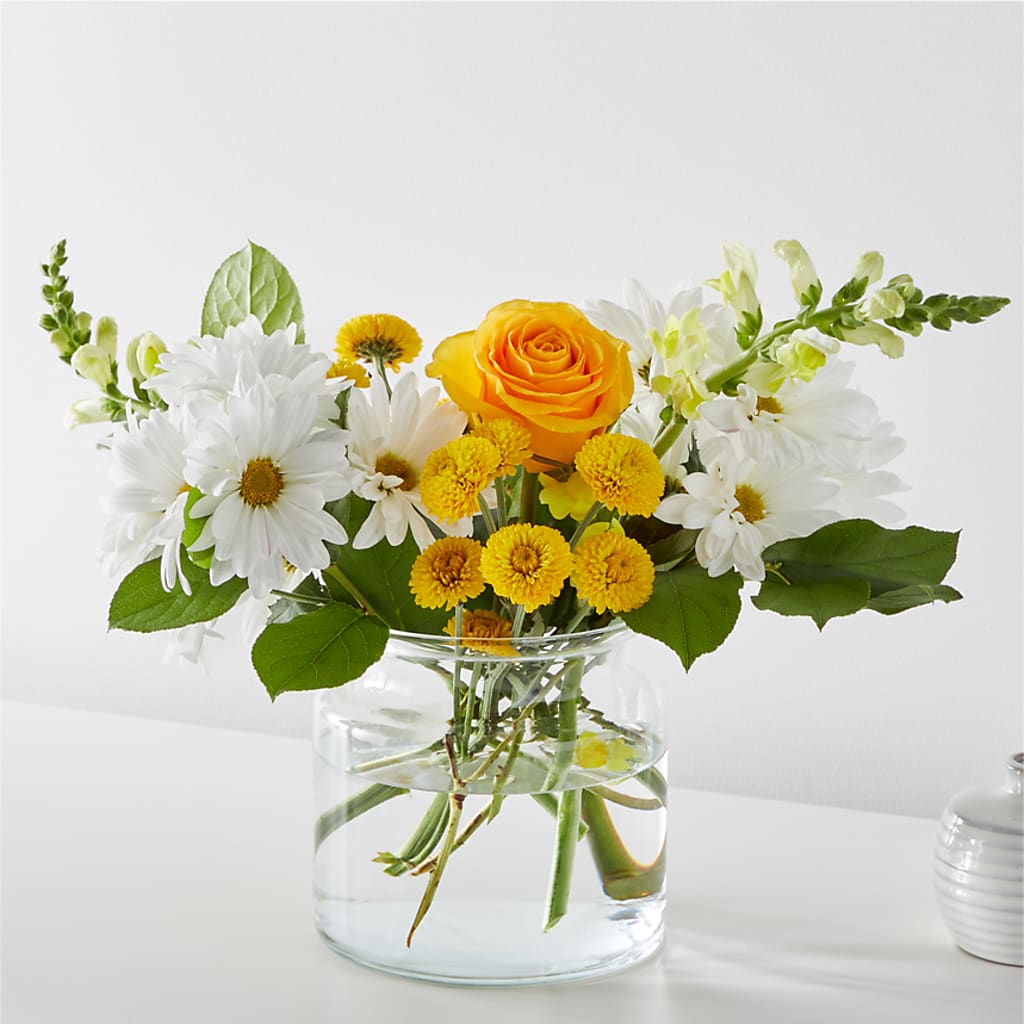 Sun Salutation Bouquet – Menlo Florist, Menlo Park CA