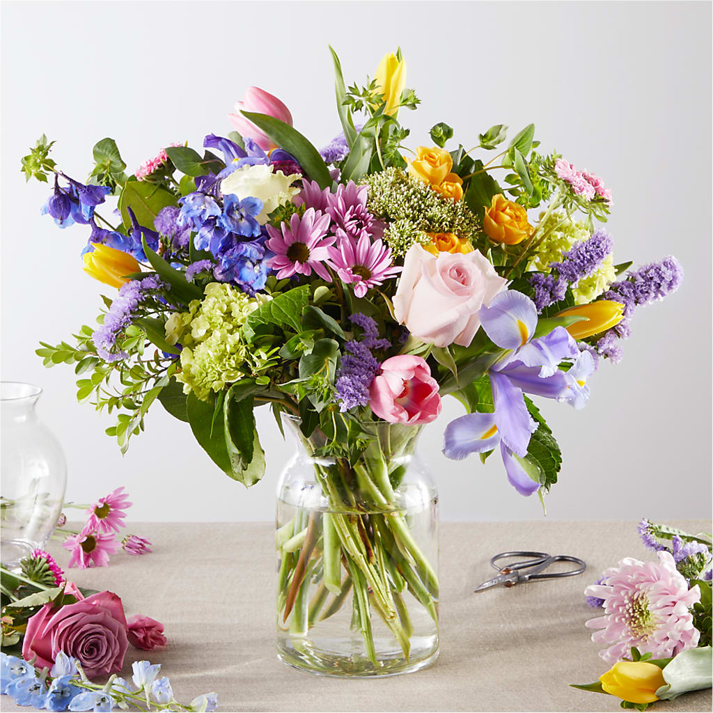 Pastel Tradition - A Florist Original – Menlo Florist, Menlo Park CA