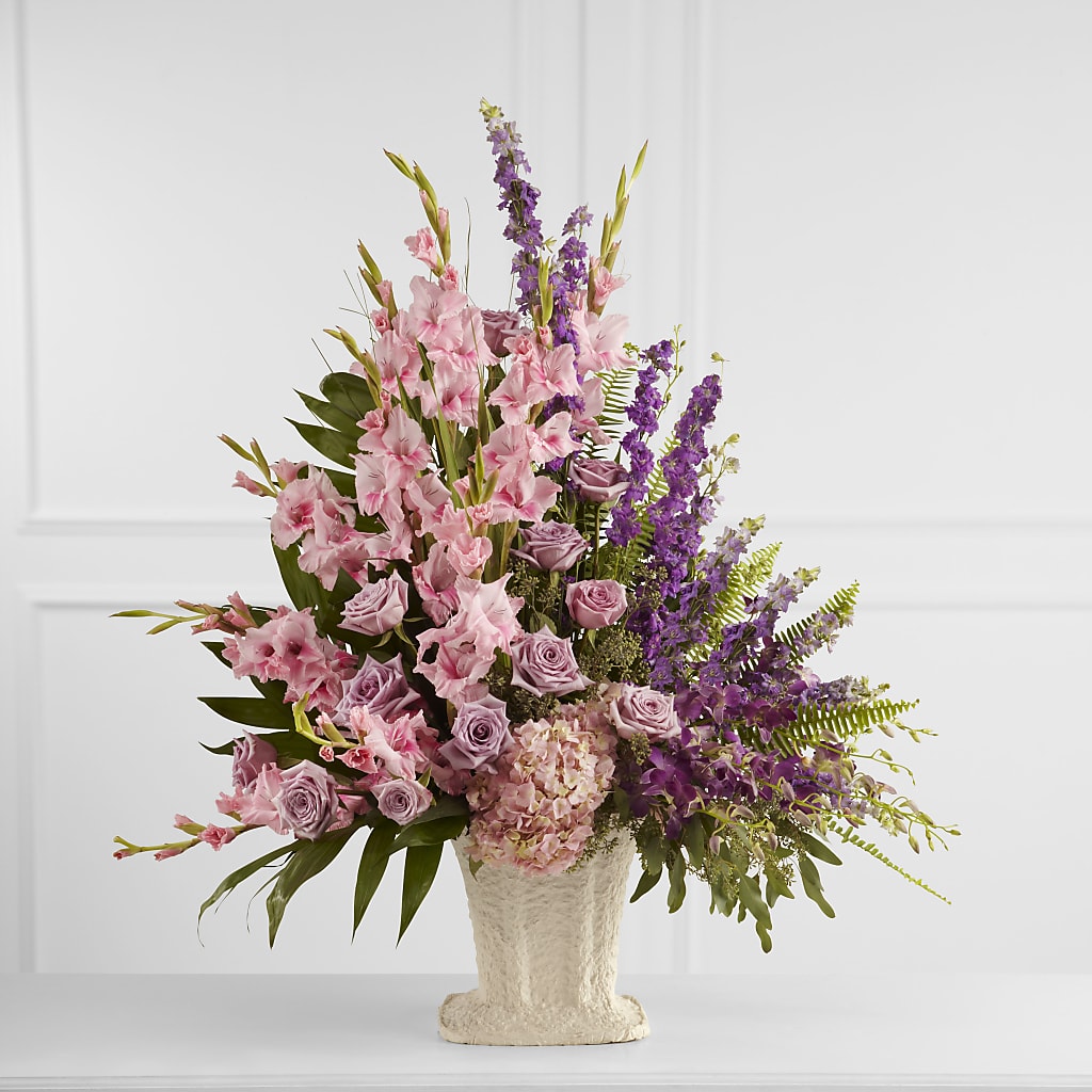 Flowing Garden Arrangement – Menlo Florist, Menlo Park CA