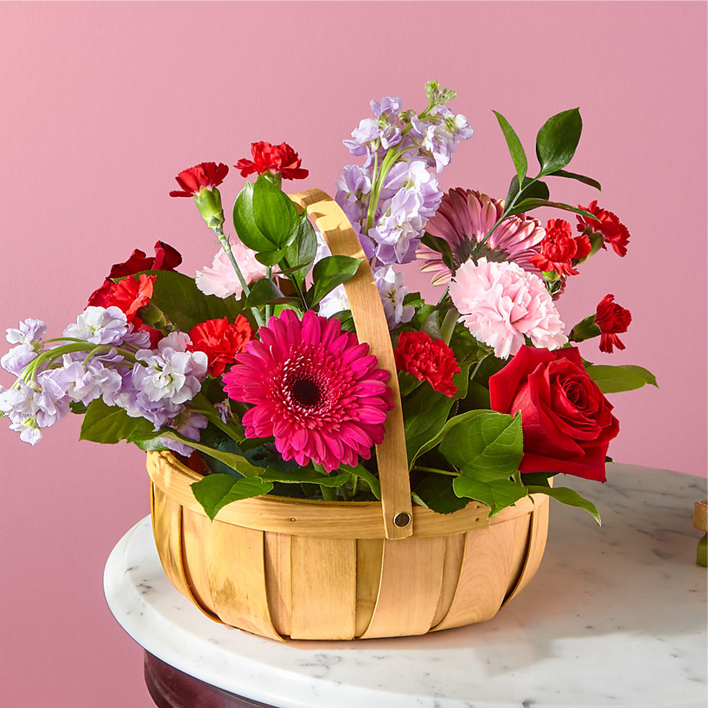 Pink Picnic Basket – Menlo Florist, Menlo Park CA