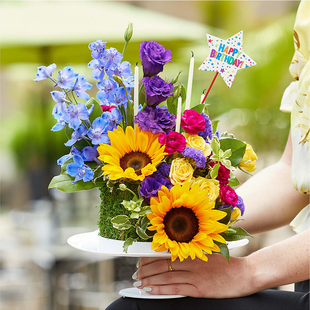 Star of the Day Floral Cake – Menlo Florist, Menlo Park CA