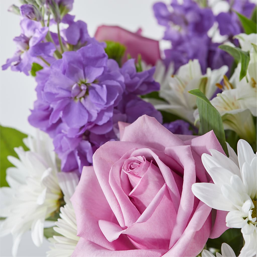 Garden of Peace Bouquet –  Menlo Florist, Menlo Park CA