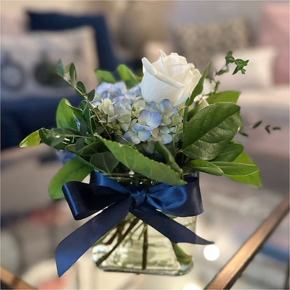 Sky Blue Delight Bouquet –  Menlo Florist, Menlo Park CA