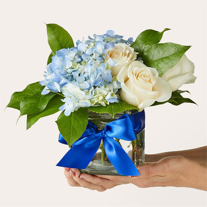 Sky Blue Delight Bouquet –  Menlo Florist, Menlo Park CA