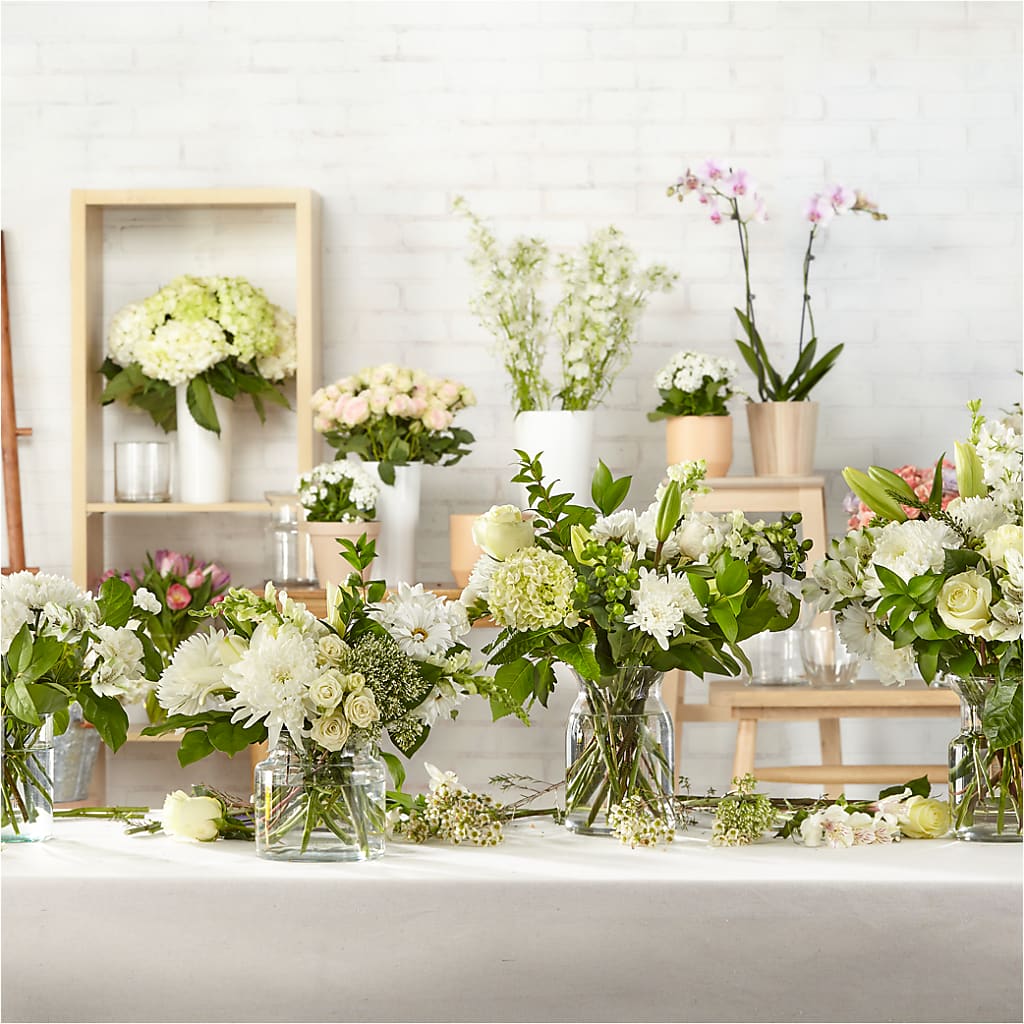 Classic Ivory – A Florist Original –  Menlo Florist, Menlo Park CA