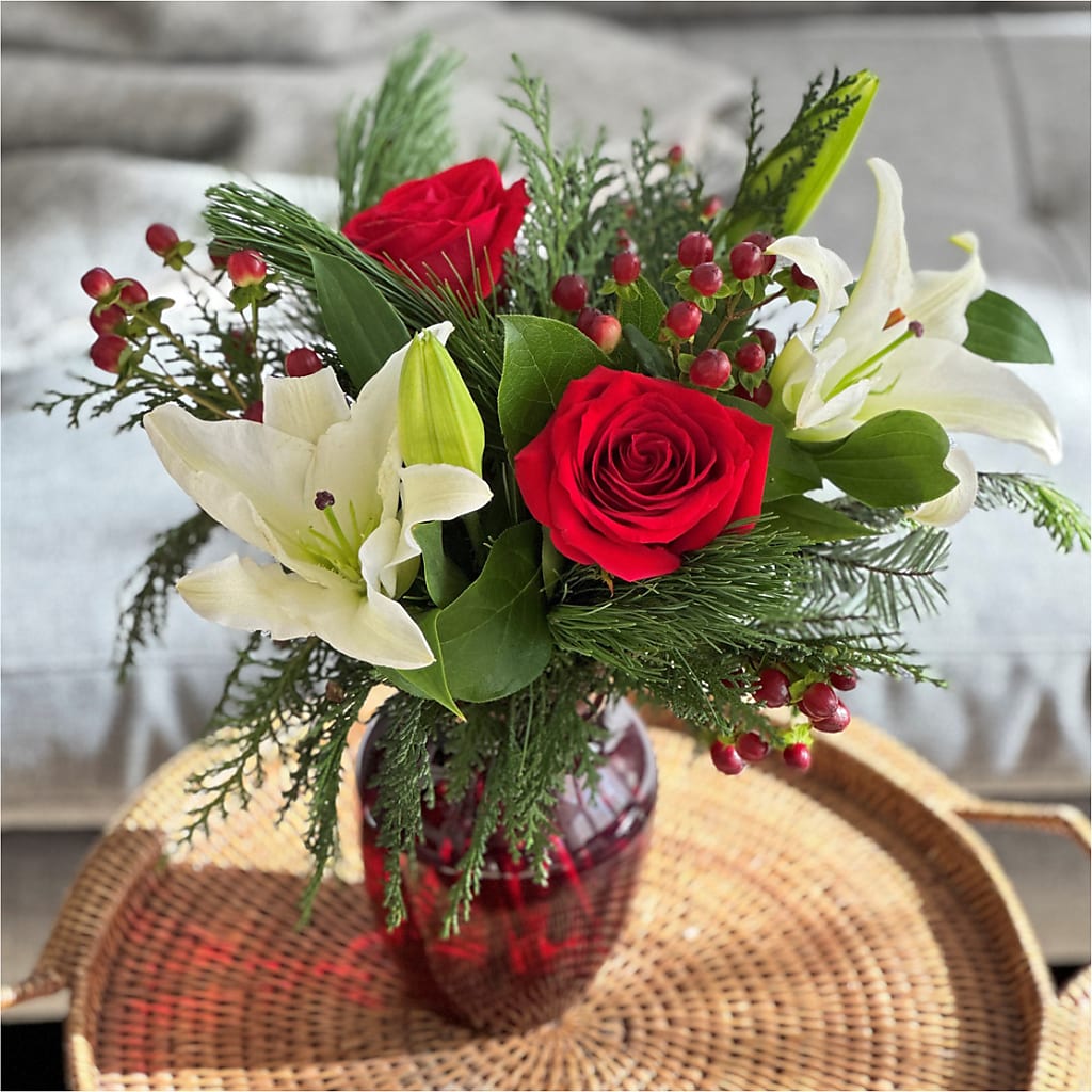 Evergreen Delight Bouquet –  Menlo Florist, Menlo Park CA