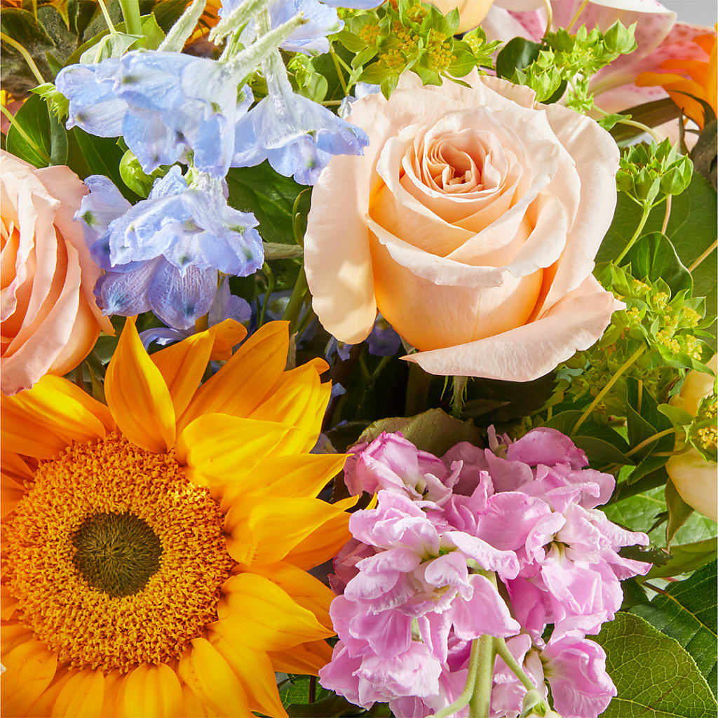 Dreamy Meadows Bouquet –  Menlo Florist, Menlo Park CA