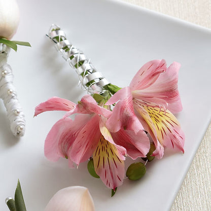 Pink Peruvian Lily Boutonniere –  Menlo Florist, Menlo Park CA